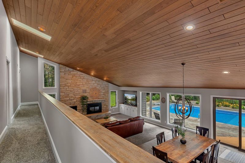 825 Meadowlawn Ct, Sartell, MN 56377