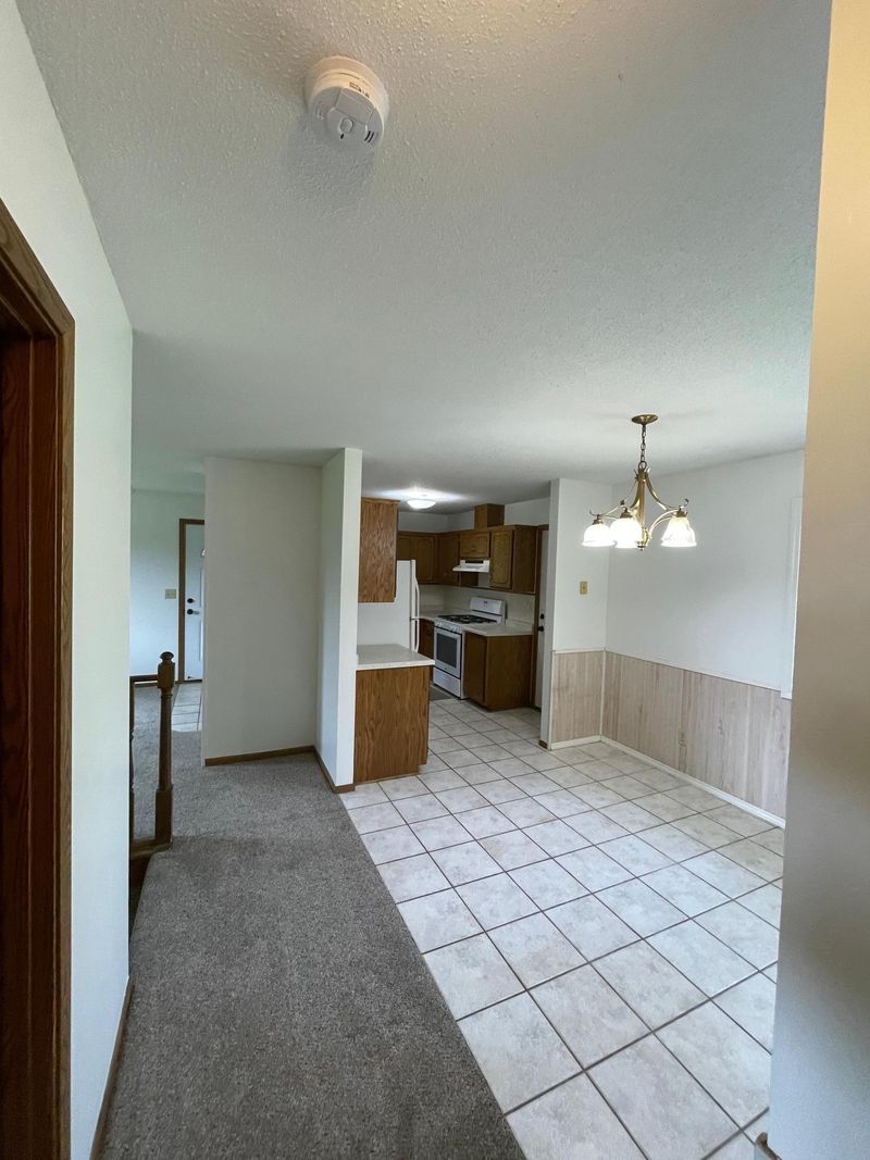 703 Washington Ct NW, Elk River, MN 55330