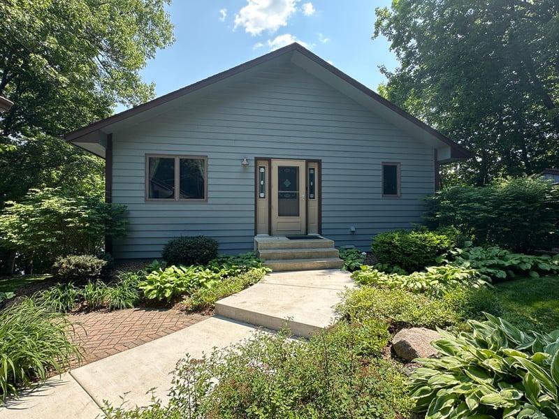 8834 Bishop Ave NW, Maple Lake, MN 55358