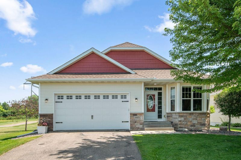 9185 Kahl Ct NE, Monticello, MN 55362