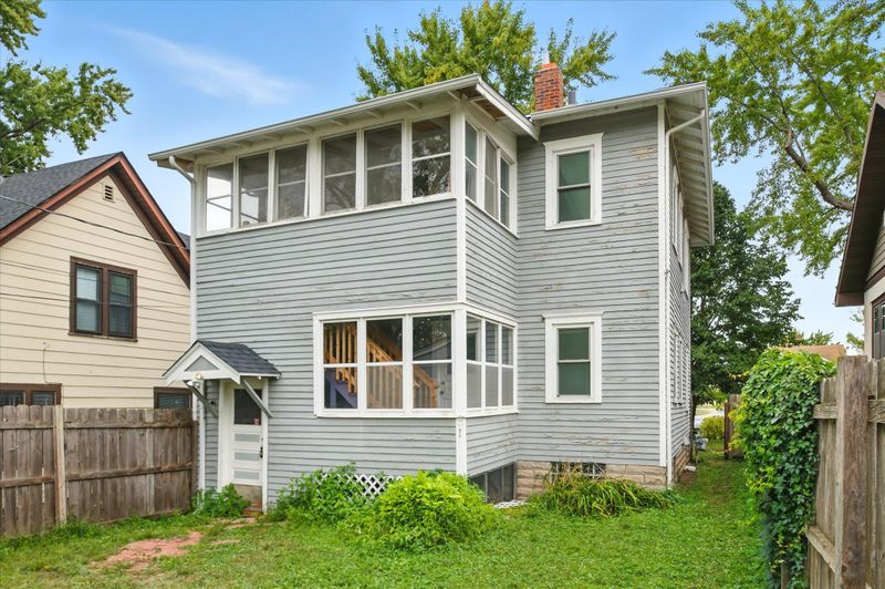 3910 Cedar Ave S, Minneapolis, MN 55407
