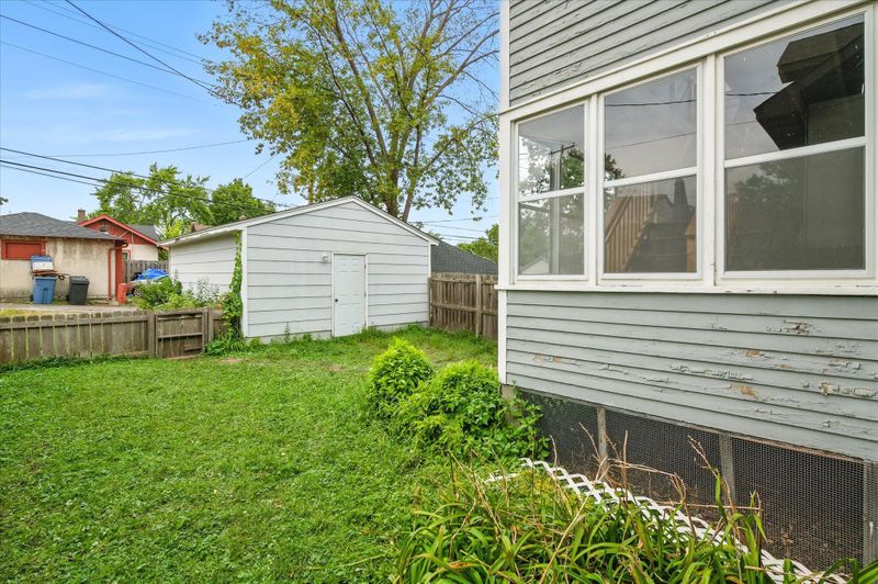 3910 Cedar Ave S, Minneapolis, MN 55407
