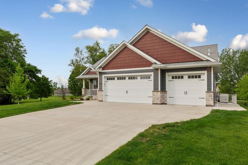 1939 Legacy Dr, Faribault, MN 55021