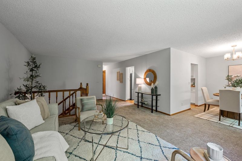 1275 Halper Pl, White Bear Lake, MN 55110