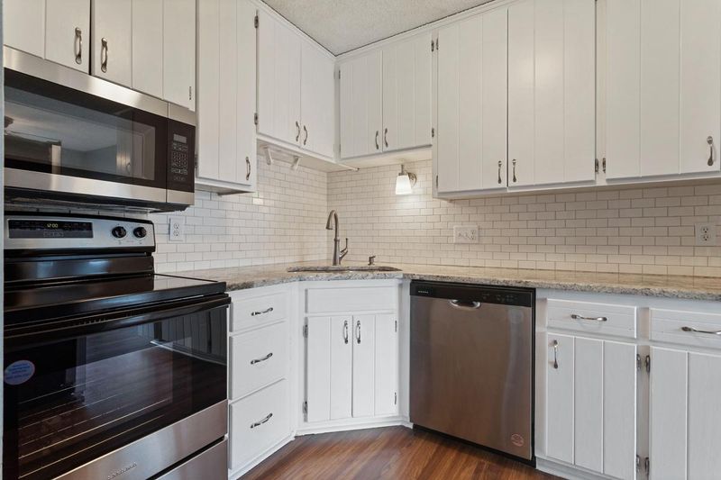 8426 Toledo Ave N, Brooklyn Park, MN 55443