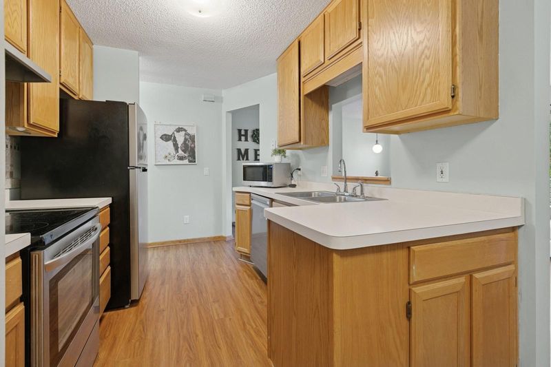 14303 Hickory Ct, Apple Valley, MN 55124