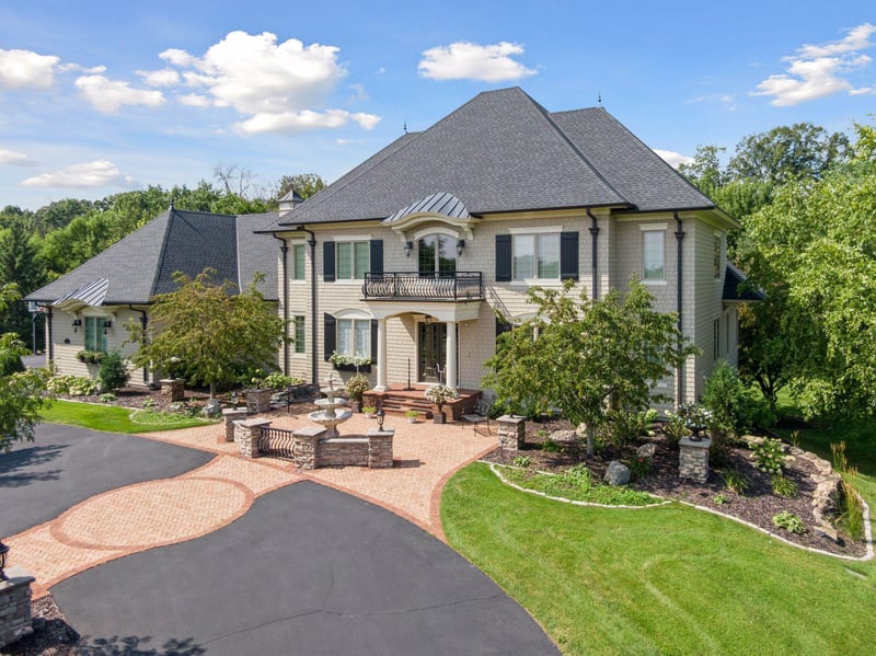 315 Calamus Cir, Medina, MN 55340