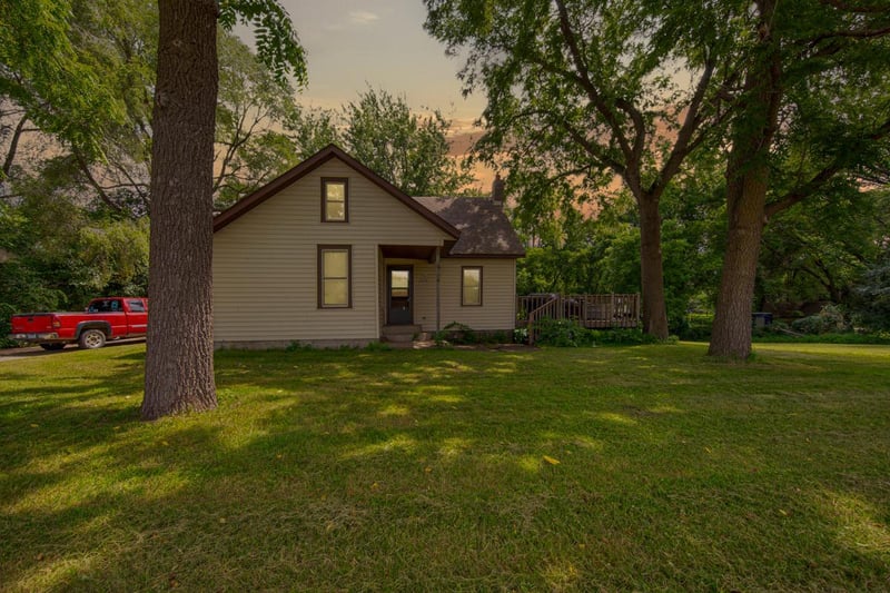 23231 Farwell Ave, Warsaw, MN 55087