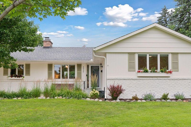 4920 Lantana Ln, Edina, MN 55435