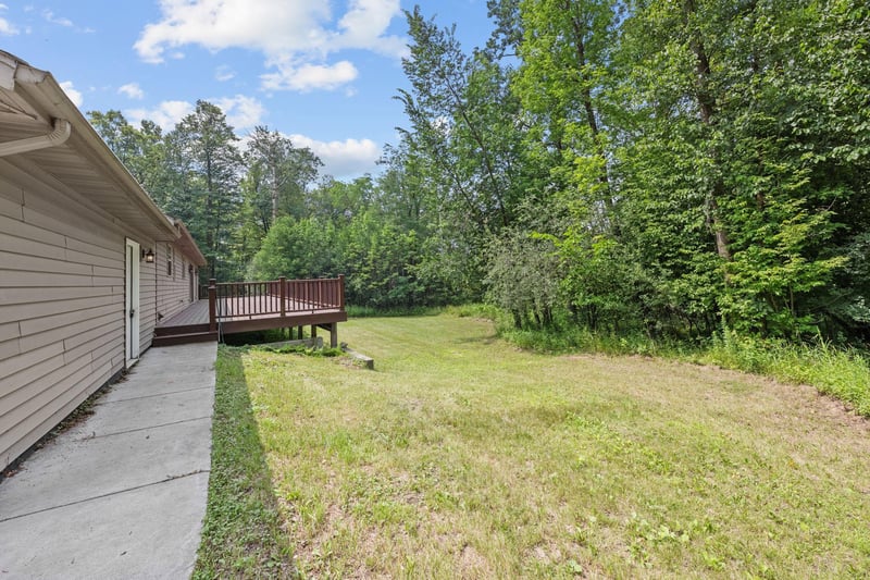 19551 80th Ave, Milaca, MN 56353