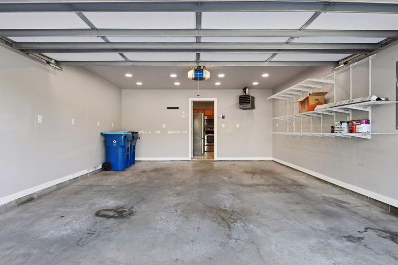 18347 Coneflower Ln, Eden Prairie, MN 55346