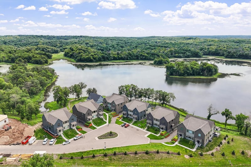 4825 Linden Cove Ln, Savage, MN 55378