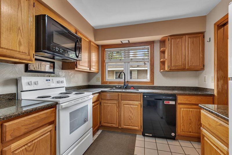 2007 8th St N, Saint Cloud, MN 56303