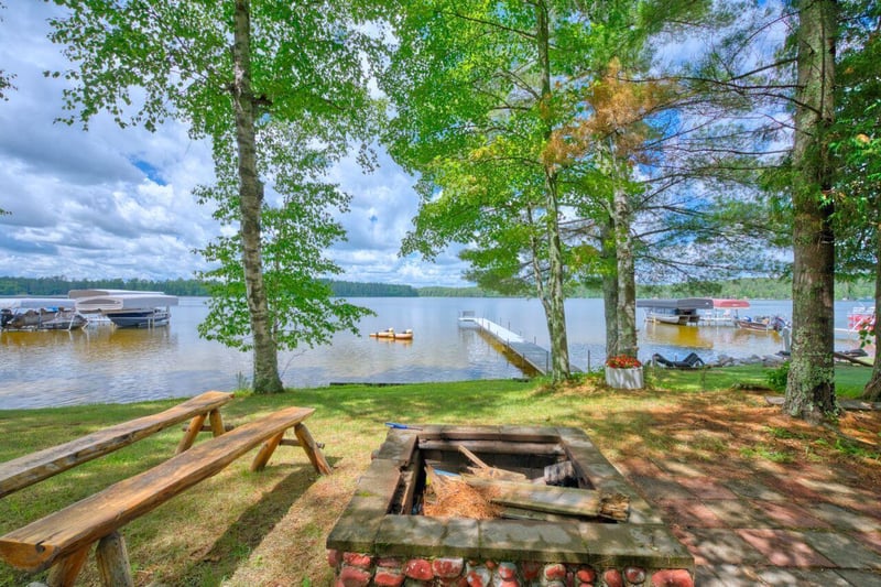 12691 Sunset Ln, Side Lake, MN 55781