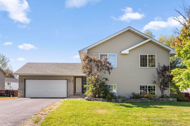 427 8th Ave SW, Lonsdale, MN 55046