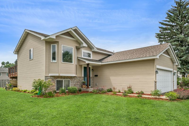 1038 Madison St, Anoka, MN 55303