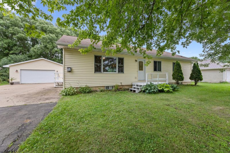 8470 E St N, Winona, MN 55987