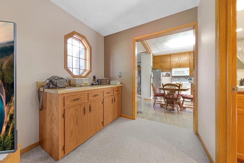 600 SE 168th St, Ellendale, MN 56026