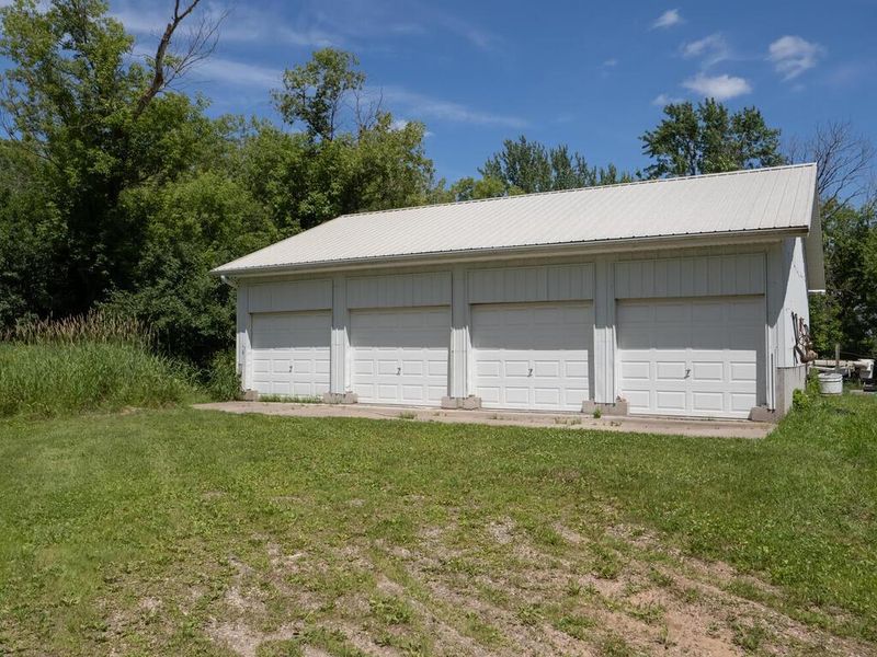 13775 Isleton Ave N, Hugo, MN 55038