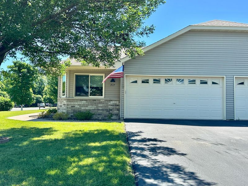 717 Overlook Ct, Saint Croix Falls, WI 54024