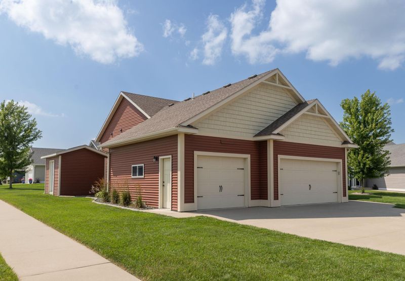 3875 Virgo Ln SW, Rochester, MN 55902