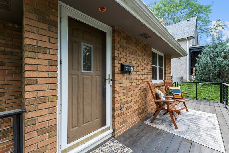 1228 Palace Ave, Saint Paul, MN 55105