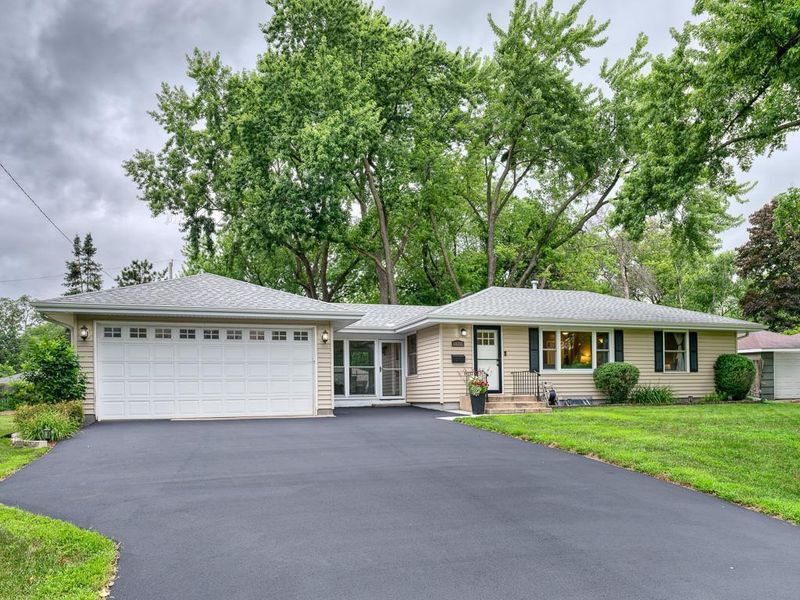 10356 Upton Ave S, Bloomington, MN 55431