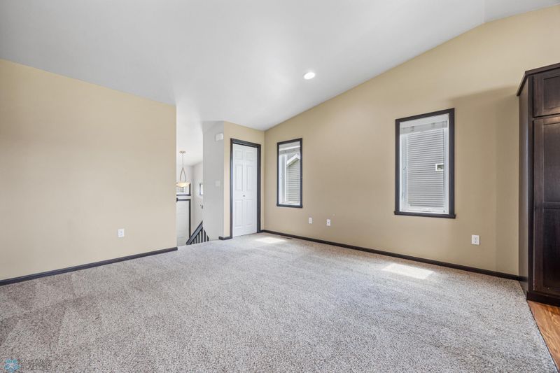 4543 15th St S, Moorhead, MN 56560