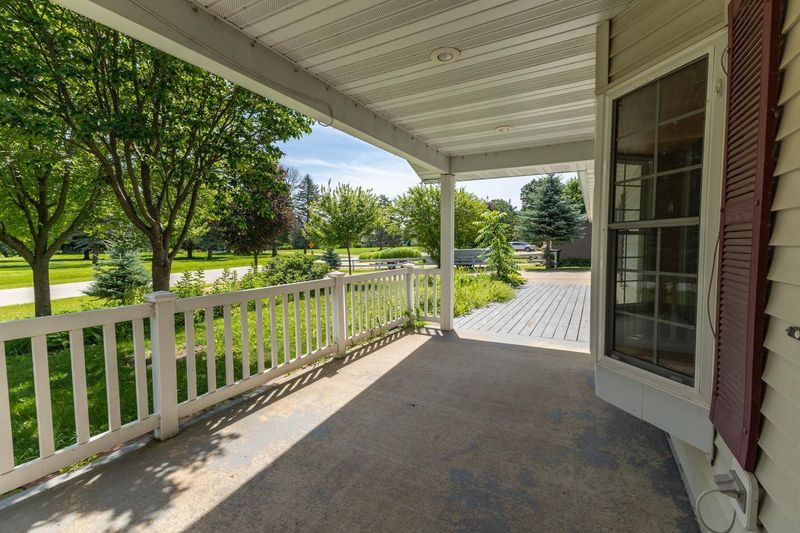 189 N County Road 56, Le Roy, MN 55951