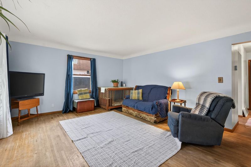 1227 5th St, Saint Paul Park, MN 55071