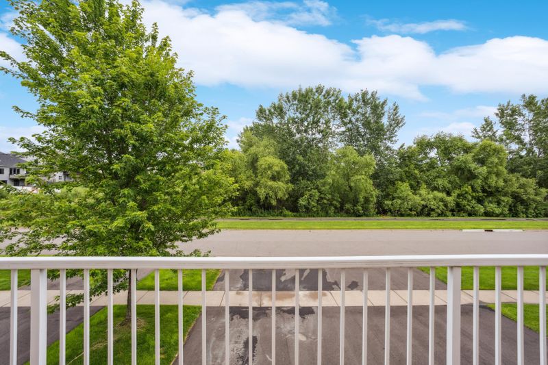 20055 Highview Ave, Lakeville, MN 55044