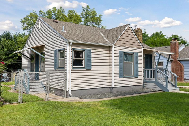 625 Sheridan Ave N, Minneapolis, MN 55411