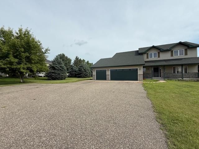 1355 Butterfly Ln, Jordan, MN 55352