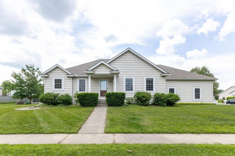 1404 8th St NW, Kasson, MN 55944