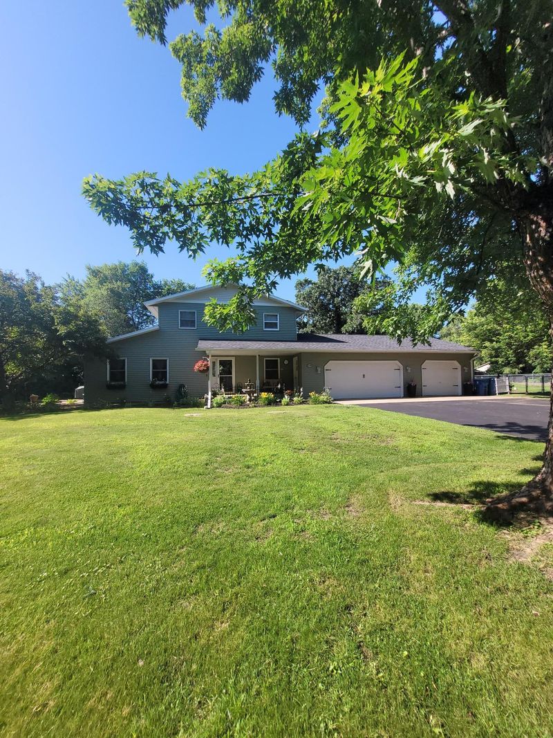5100 16th St NE, Sauk Rapids, MN 56379