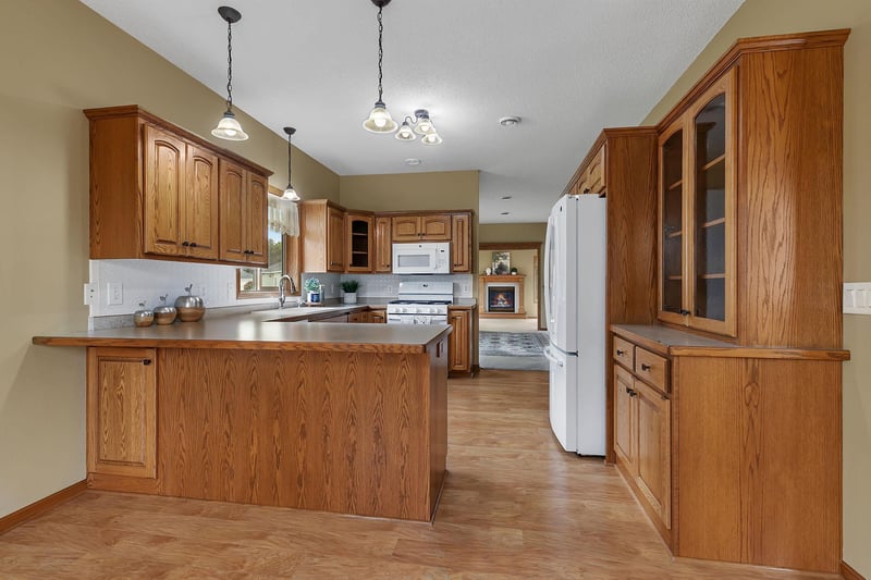1127 Willow Pond Dr, Waite Park, MN 56387