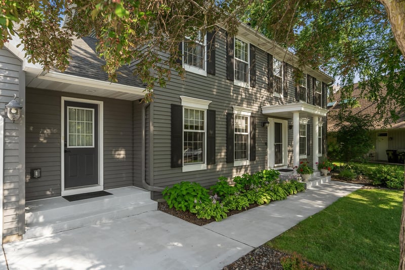 420 127th Ln NW, Coon Rapids, MN 55448