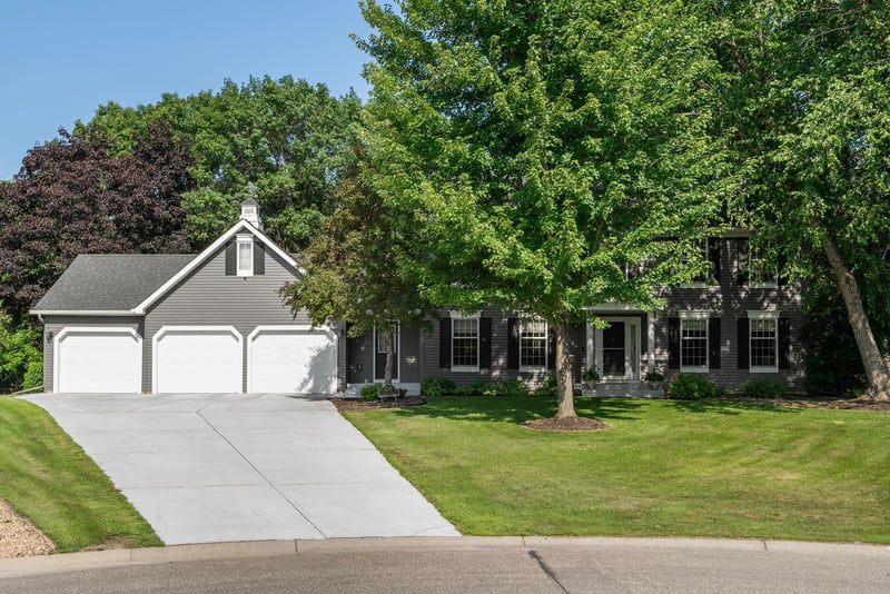 420 127th Ln NW, Coon Rapids, MN 55448
