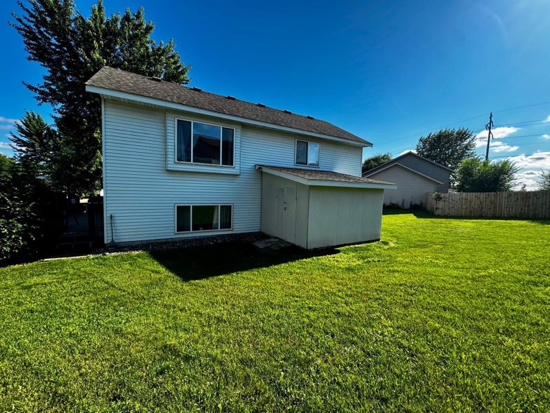 1823 Tyler Pa, Saint Cloud, MN 56301