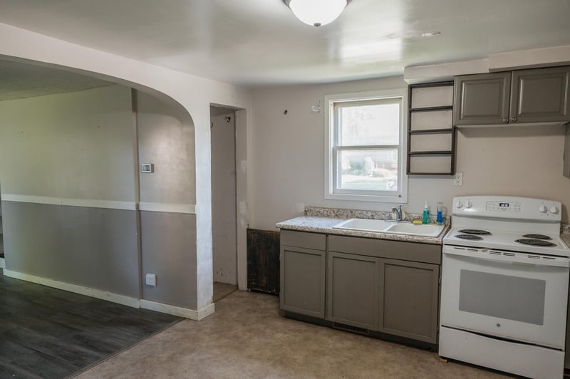 501 S Main St, Blue Earth, MN 56013