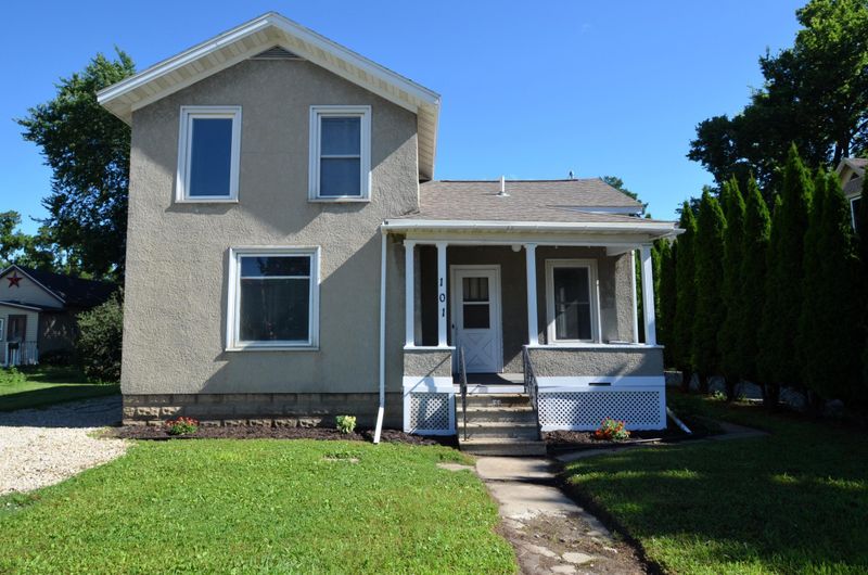 101 6th St NW, Rochester, MN 55901