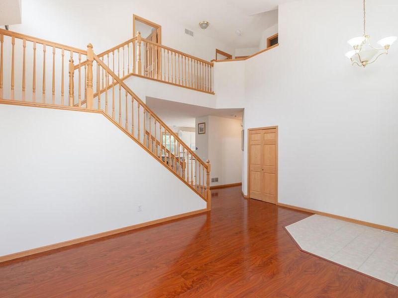 17625 48th Pl N, Plymouth, MN 55446