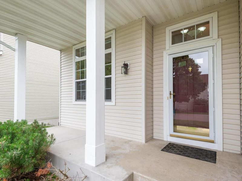 17625 48th Pl N, Plymouth, MN 55446