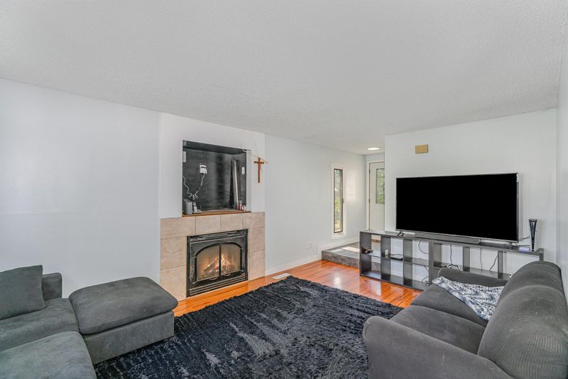 4510 Slater Rd, Eagan, MN 55122