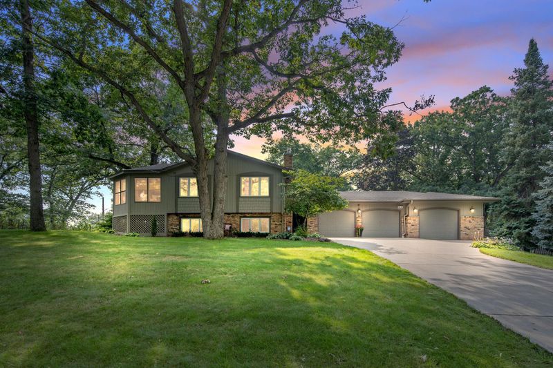 2177 Overlake Ave, White Bear Twp, MN 55110