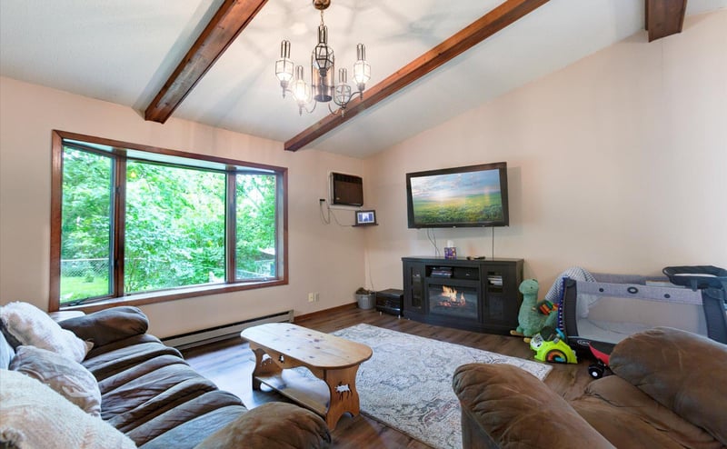 N303 N Holly Ave, Elk Mound, WI 54739