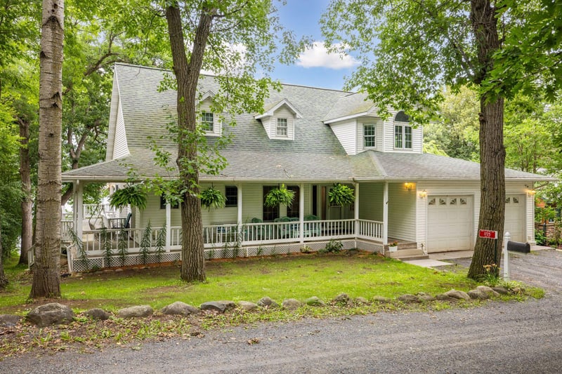 1725 N 133rd Ave, Saint Croix Falls, WI 54024