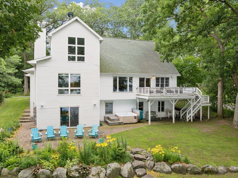1725 N 133rd Ave, Saint Croix Falls, WI 54024