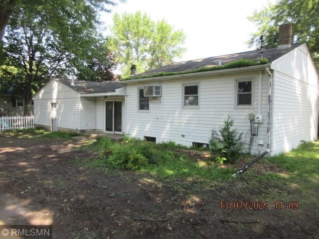 83 1st Ave N, Lester Prairie, MN 55354