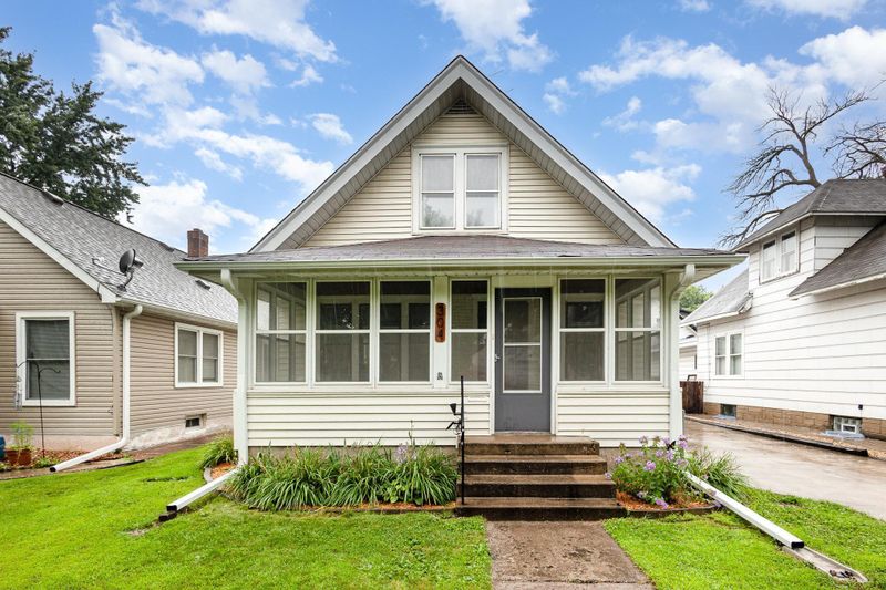 304 8th Ave S, South Saint Paul, MN 55075